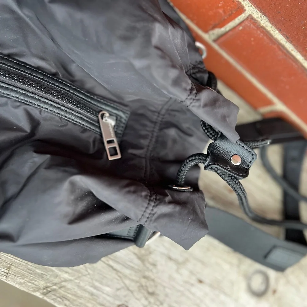 lululemon athletica Black Shoulder Bag - Picture 7 of 11